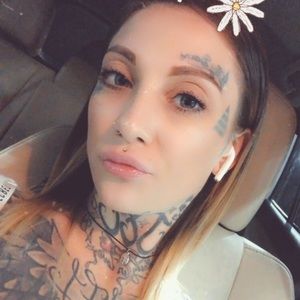 Meet your Posher, Jillian